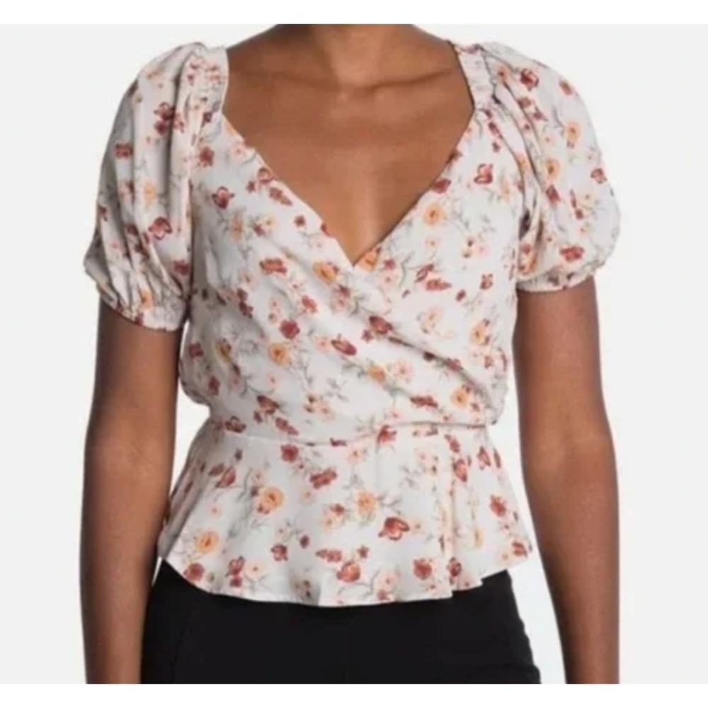 ASTR The Label Top Floral Puff‎ Sleeve Peplum Cottagecore Farmcore Prairecore